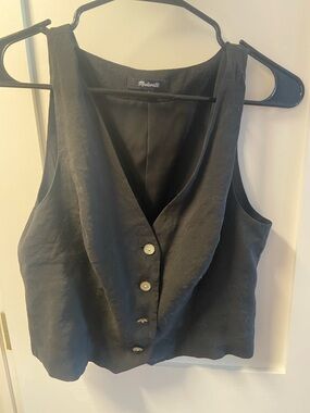 Madewell Black V‑Neck Button Front Crop Vest